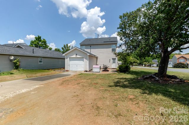 1543 Tuckers Glenn Drive, Rock Hill, SC 29732