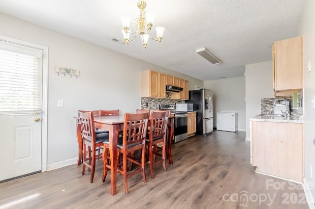 1543 Tuckers Glenn Drive, Rock Hill, SC 29732
