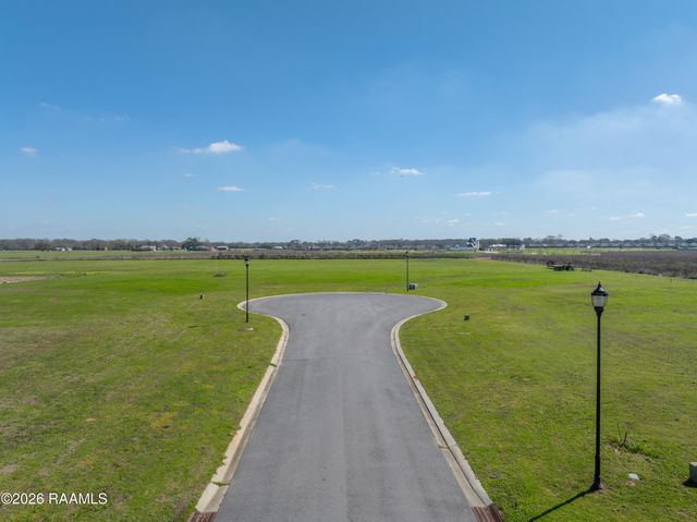 111 Tarpon Springs Way, Youngsville, LA 70592