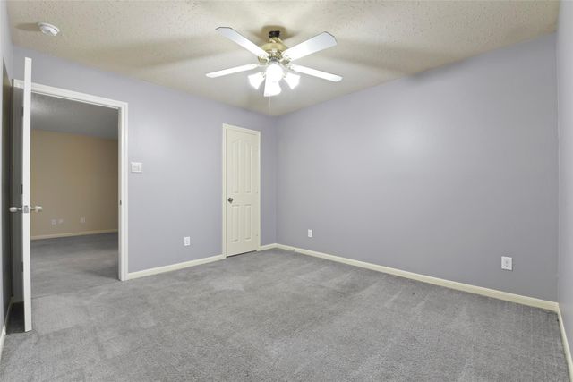 1812 Don Alejandro, Houston, TX 77091