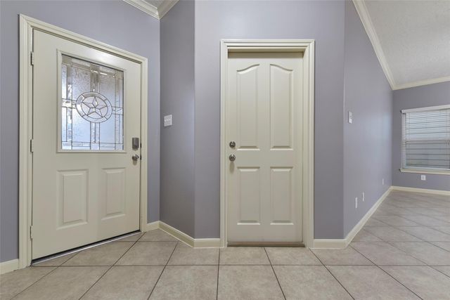 1812 Don Alejandro, Houston, TX 77091