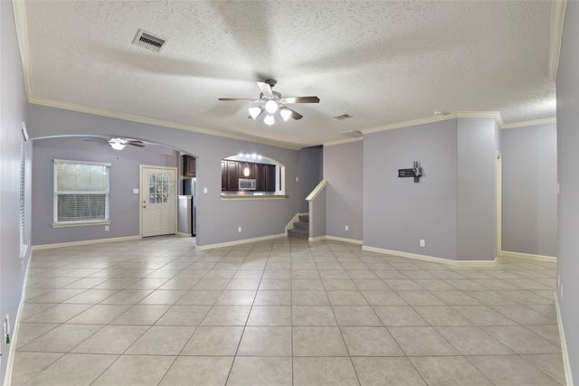 1812 Don Alejandro, Houston, TX 77091