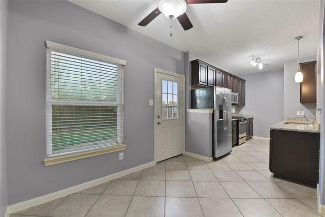 1812 Don Alejandro, Houston, TX 77091