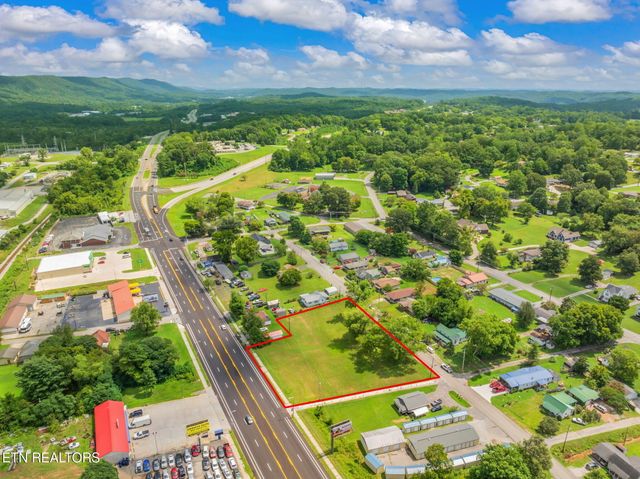 706 N Gateway Ave, Rockwood, TN 37854