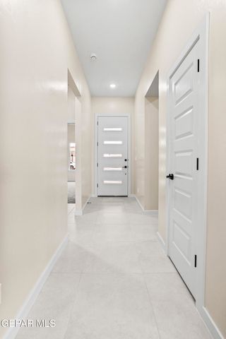 3809 Zoom Place, El Paso, TX 79938