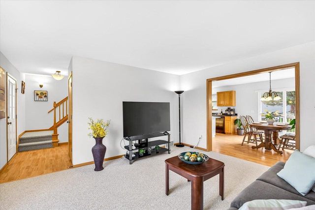 7829 Copper Leaf Trail, Madison, WI 53719