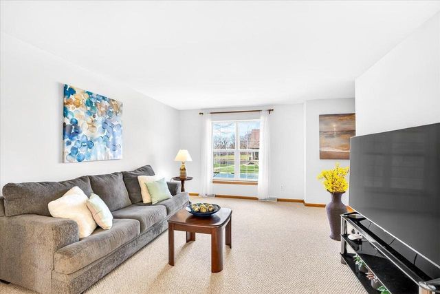 7829 Copper Leaf Trail, Madison, WI 53719