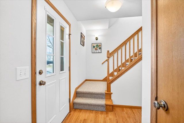 7829 Copper Leaf Trail, Madison, WI 53719