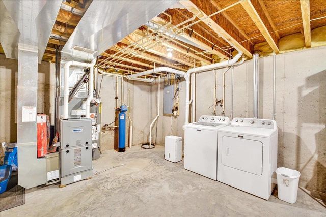 7829 Copper Leaf Trail, Madison, WI 53719