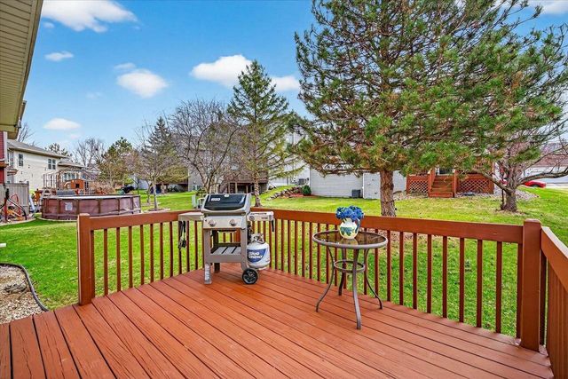 7829 Copper Leaf Trail, Madison, WI 53719