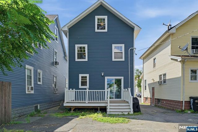 526 Clinton Street, East Orange, NJ 07018