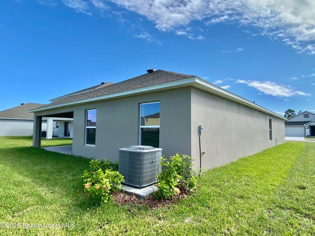 1210 Dania Circle NE, Palm Bay, FL 32905