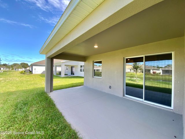 1210 Dania Circle NE, Palm Bay, FL 32905