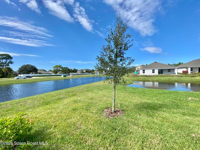 1210 Dania Circle NE, Palm Bay, FL 32905