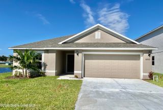 1210 Dania Circle NE, Palm Bay, FL 32905