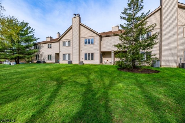 114 Sunrise Dr, Hanover Twp., NJ 07981