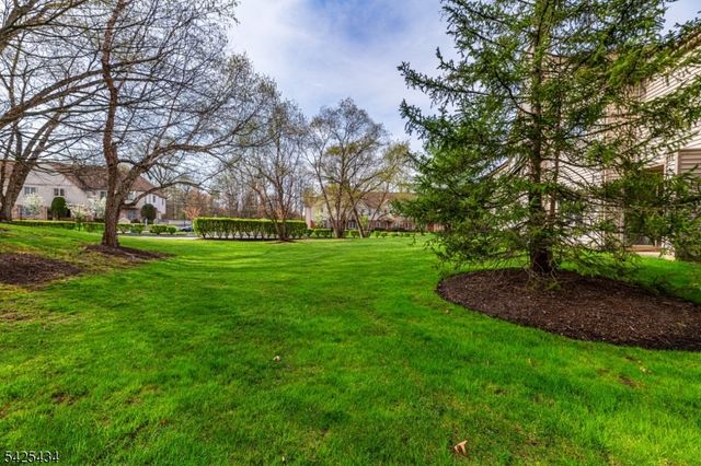 114 Sunrise Dr, Hanover Twp., NJ 07981