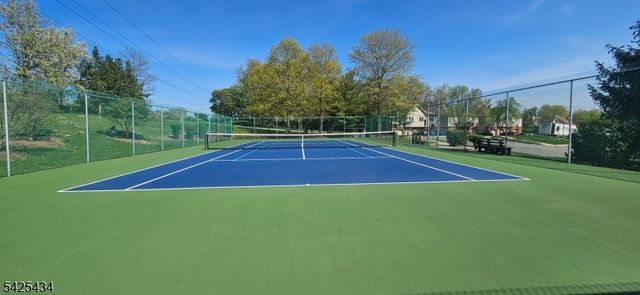 114 Sunrise Dr, Hanover Twp., NJ 07981