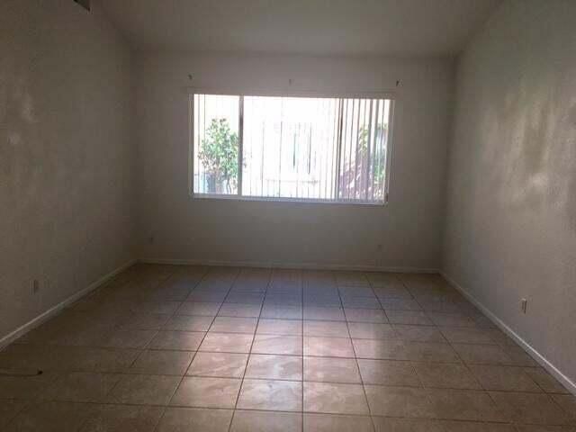 121 Tuscany Drive, Royal Palm Beach, FL 33411