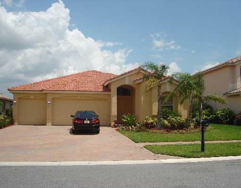 121 Tuscany Drive, Royal Palm Beach, FL 33411