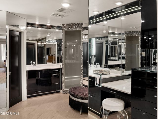 813 Rosinante Road, El Paso, TX 79922