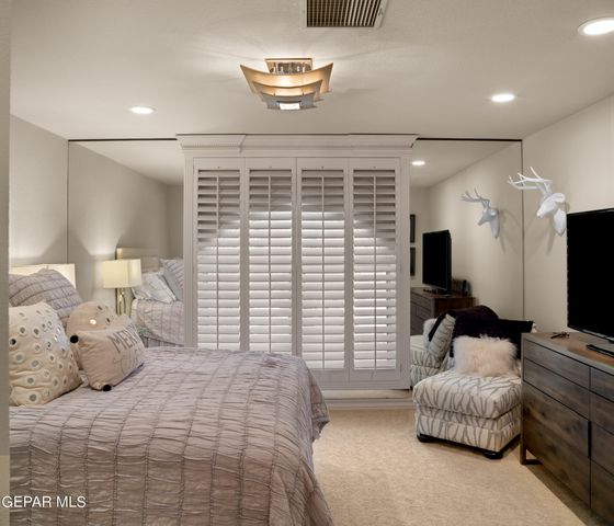 813 Rosinante Road, El Paso, TX 79922