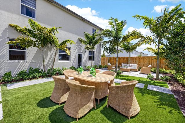 19583 SW 337 Terrace, Miami, FL 33034