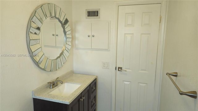 12341 NW 30th St, Sunrise, FL 33323