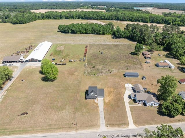 336 W Parkton Tobemory Road, Parkton, NC 28371