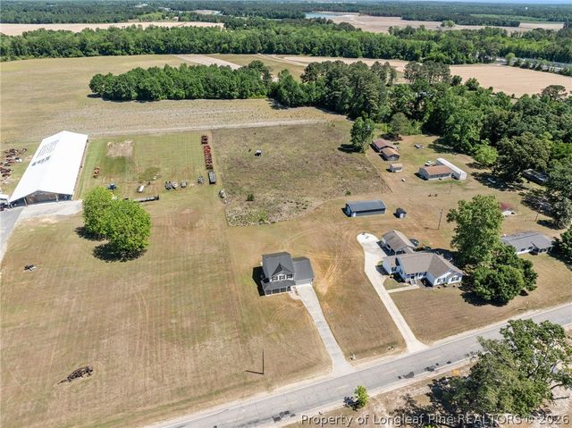 336 W Parkton Tobemory Road, Parkton, NC 28371