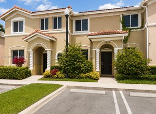 2459 SE 10th Street 2459, Homestead, FL 33035