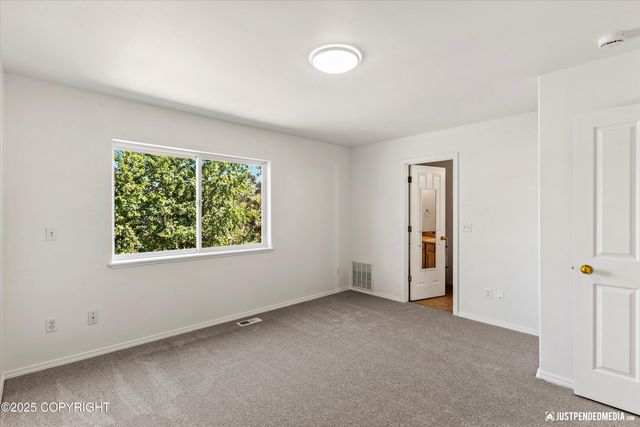 7439 Randamar Street, Anchorage, AK 99507