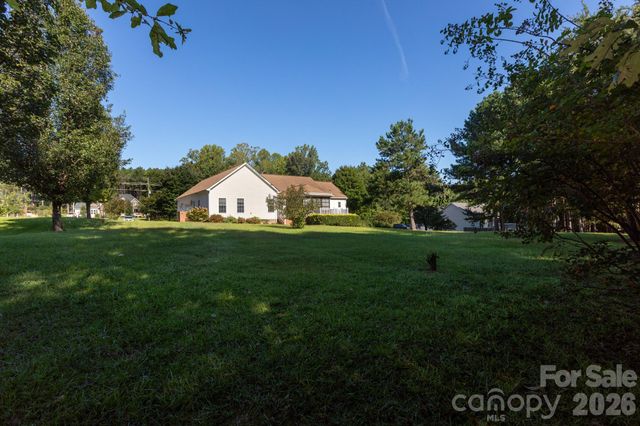 2818 Baird Road 7, Clover, SC 29710