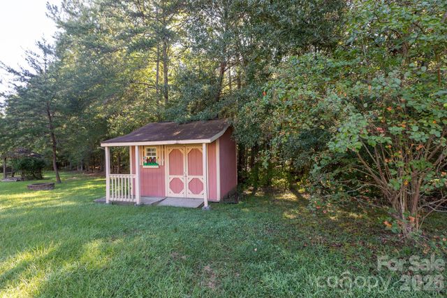 2818 Baird Road 7, Clover, SC 29710