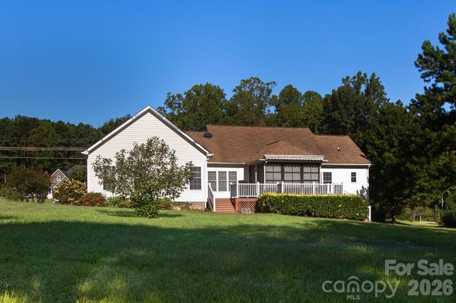 2818 Baird Road 7, Clover, SC 29710