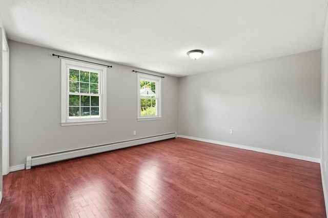 1107 N Pleasant St, Amherst, MA 01002