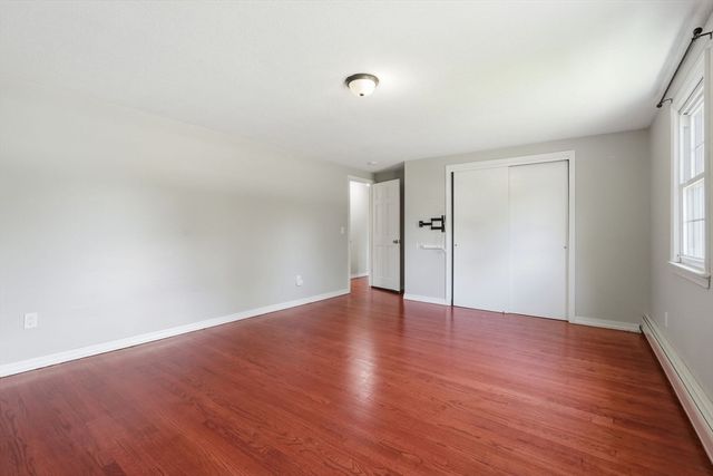 1107 N Pleasant St, Amherst, MA 01002