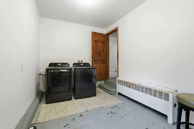 1107 N Pleasant St, Amherst, MA 01002