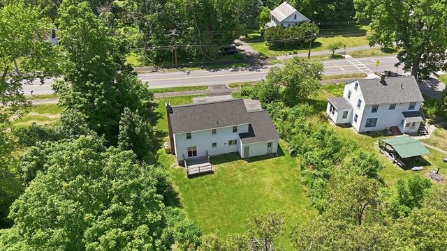 1107 N Pleasant St, Amherst, MA 01002