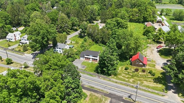 1107 N Pleasant St, Amherst, MA 01002
