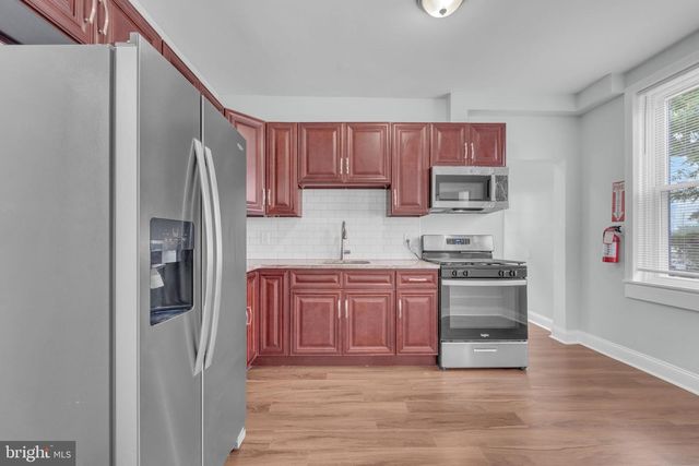 311 SHERMAN ST, Gloucester City, NJ 08030