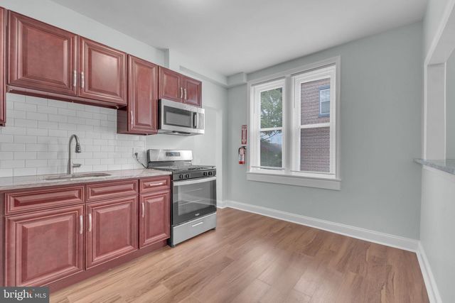 311 SHERMAN ST, Gloucester City, NJ 08030