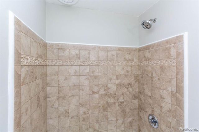 11319 Studebaker Avenue, Warren, MI 48089