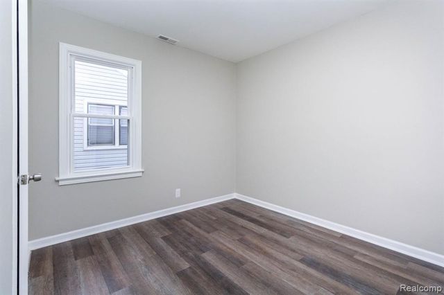 11319 Studebaker Avenue, Warren, MI 48089