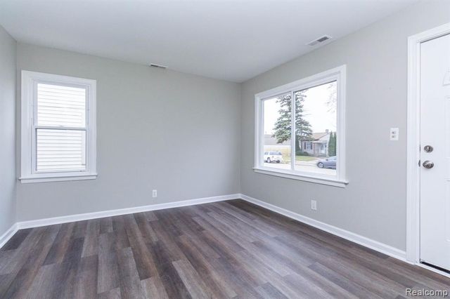 11319 Studebaker Avenue, Warren, MI 48089