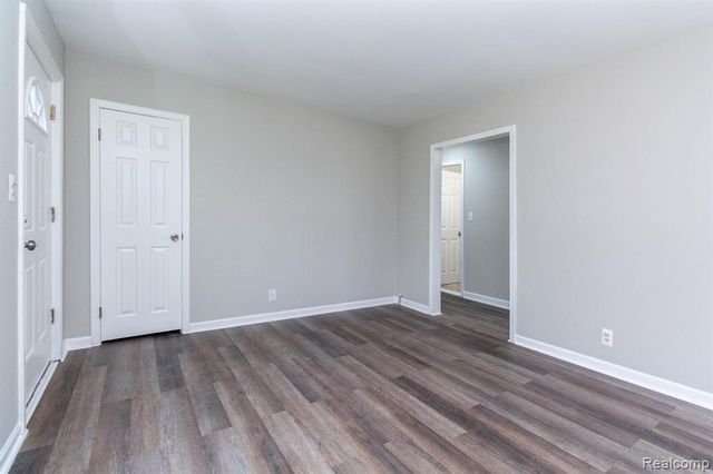 11319 Studebaker Avenue, Warren, MI 48089