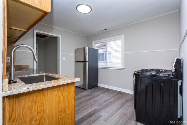 11319 Studebaker Avenue, Warren, MI 48089