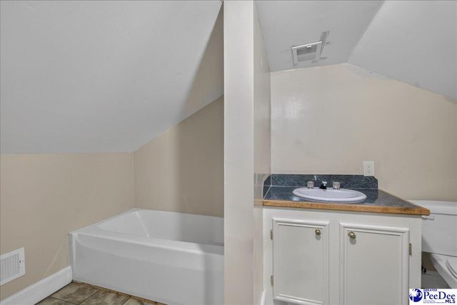 1032 State Road S-21-488, Coward, SC 29530