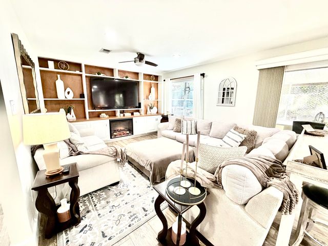 706 Bradford Drive, Fort Walton Beach, FL 32547