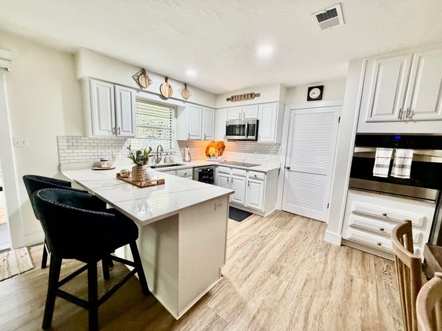 706 Bradford Drive, Fort Walton Beach, FL 32547